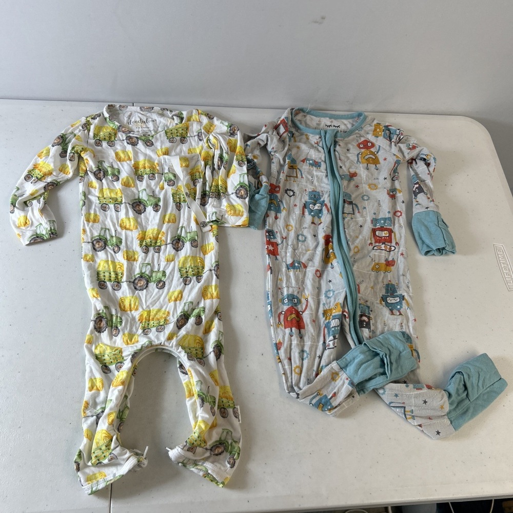 2 PC baby boy bamboo lot size 6-9mos little sleepies robots Tractors